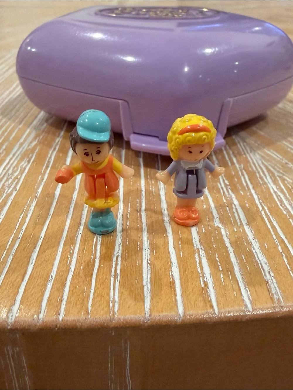 1992 Polly at the Burger Stand Polly Pocket Bluebird w dolls